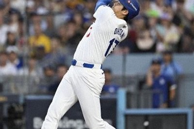 大谷翔平、ポストシーズン初本塁打　パドレス戦、二回に3ラン