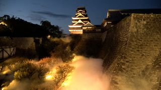 【動画】熊本城、人工雲海で演出　熊本市