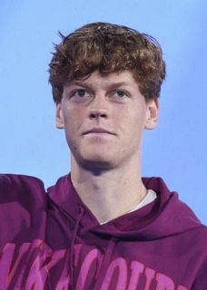 シナーが年間１位、男子テニス　イタリア勢で男女通じて初