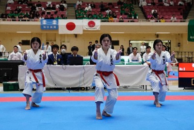 関東大学空手道選手権、帝京大が形の部で男女ともに優勝