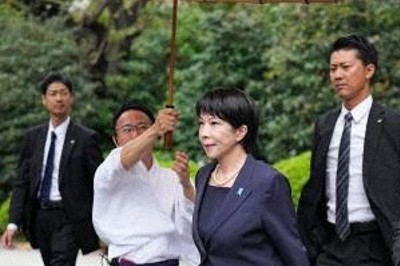 高市早苗氏、靖国神社を参拝　秋季例大祭、議連は一斉参拝延期