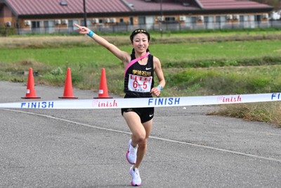 女子も学法石川　12年連続12回目の全国大会へ　高校駅伝・福島