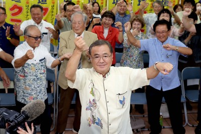 沖縄2区は新垣氏が当選確実　知事派が先勝　4選挙区で自民と対決