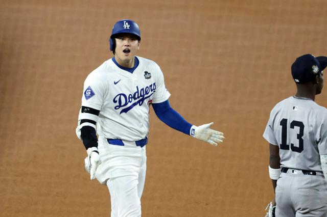 左肩負傷の大谷翔平、「1番・指名打者」で先発出場へ　WS第3戦