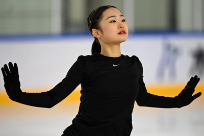 16歳誕生日の島田麻央が公開練習　「笑顔の試合が増えるように」