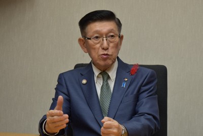 秋田知事「私の分まで謝ってくれた県民に感謝」　“失言”振り返り