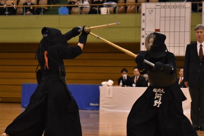 「地元を選んで良かった」福岡大学が悲願の頂点　全日本女子学生剣道