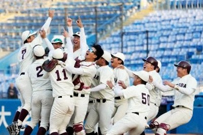 東京六大学野球、早大が春秋連覇　優勝決定戦で明大に快勝