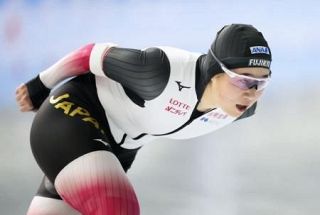 女子３０００ｍは堀川桃香が優勝　スピードスケート四大陸選手権