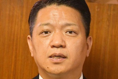 大阪・岸和田市長「維新除名なら辞職」　女性との性的関係和解で