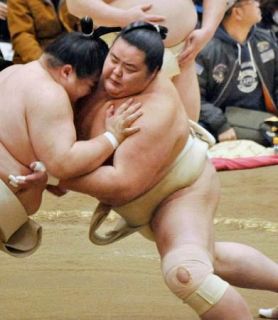 綱とり琴桜「闘い始まる」　冬巡業、王鵬らに９戦全勝