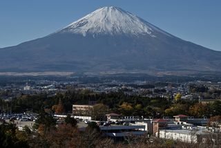 入山料４０００円の条例案＝来夏からの富士登山―静岡県