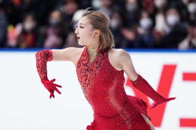 女子SP、坂本花織が首位発進　2位は島田麻央　全日本フィギュア